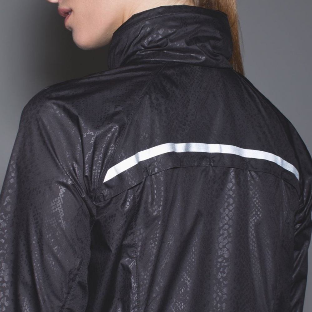 lululemon athletica Black Lightweight Hooded Windbreaker Jacket - Picture 2 of 16